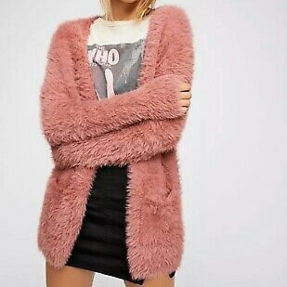 Free People Fuzzy Faux Fur Sweater Size L Dusty Pink - Picture 6 of 6